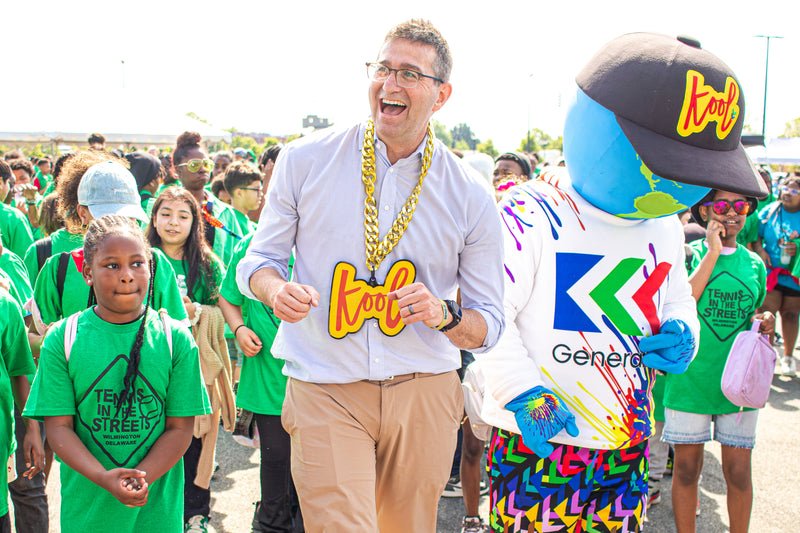 kooli pictured with the govenor of delaware matt meyer