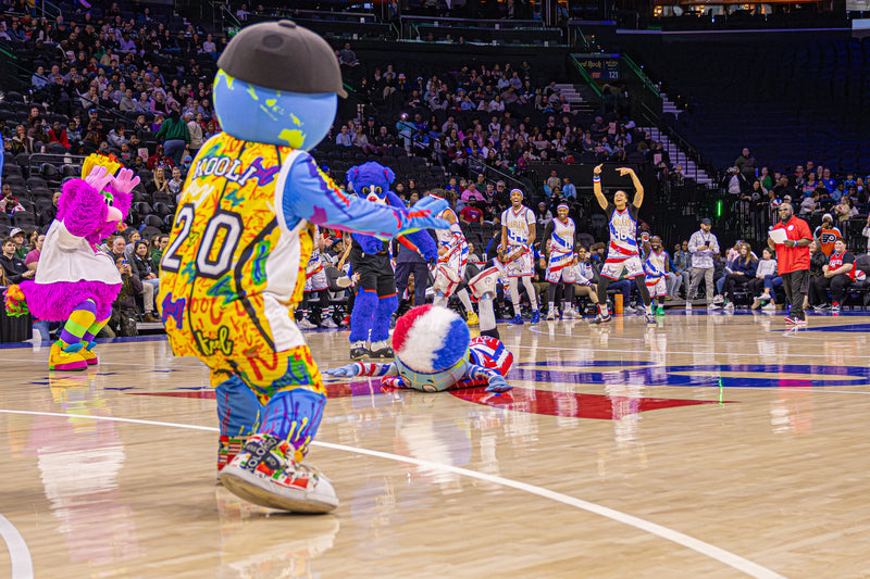 kooli enjoys red light green light with mascot friends