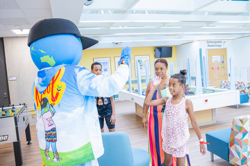 kooli greets patient