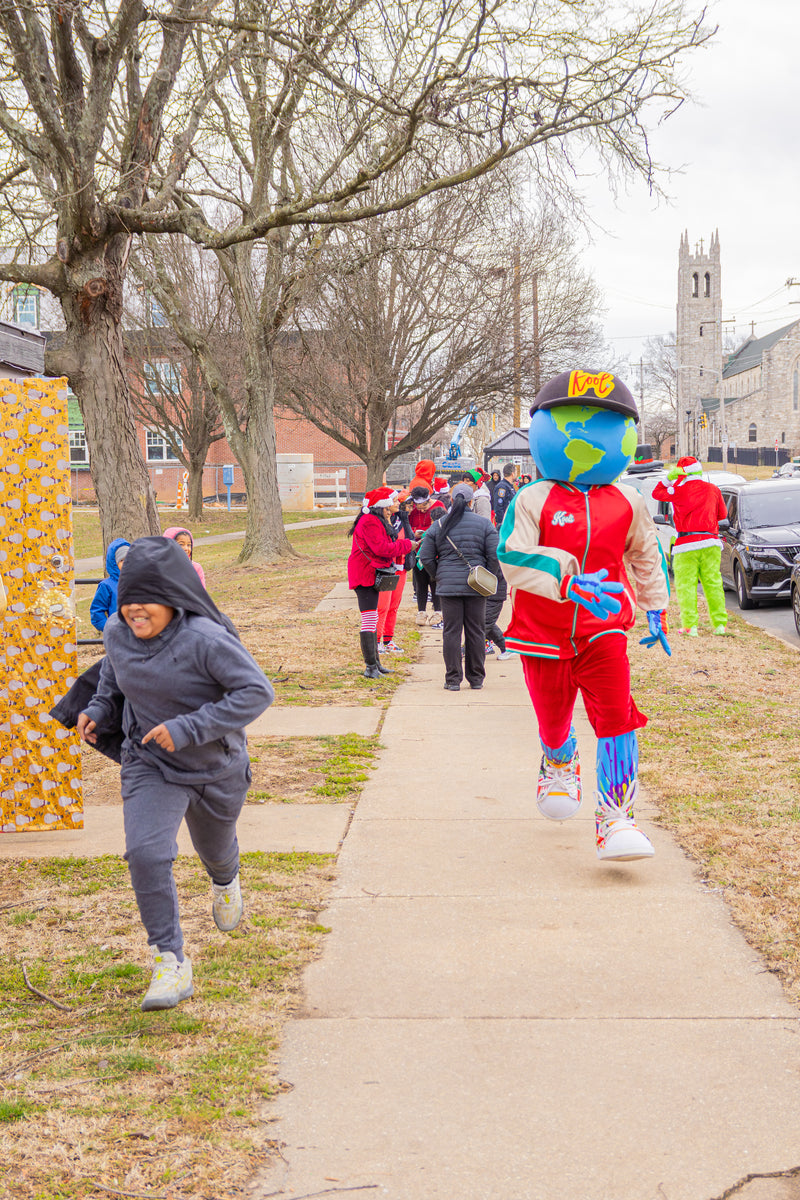 kooli racing with a kid