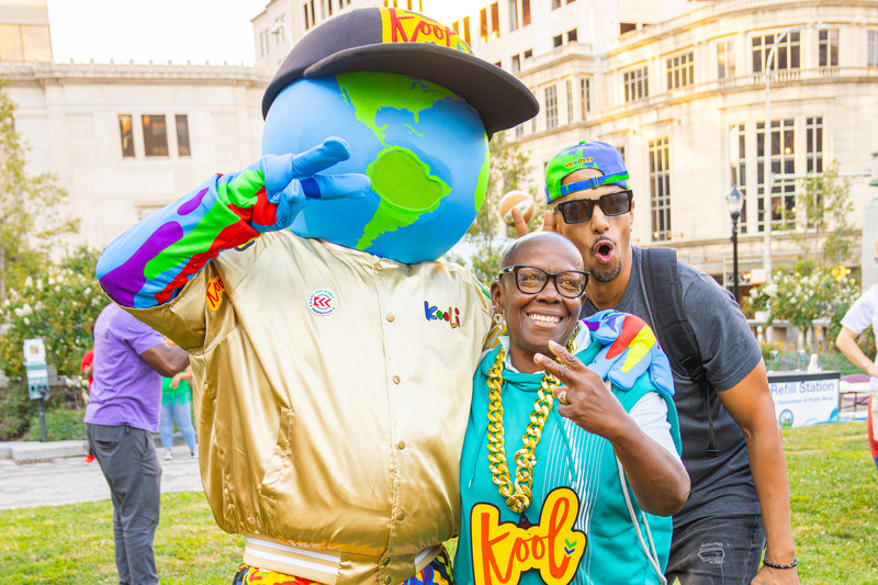 kooli posting with and older lady